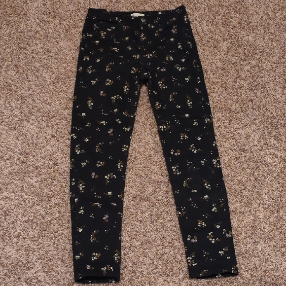 H&M women's black dainty floral high rise skinny jeans - Picture 1 of 10